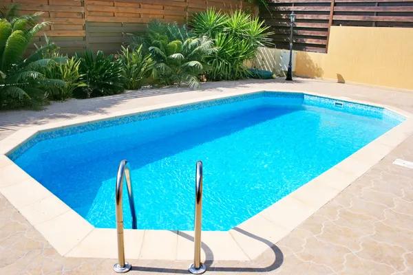 Why Homeowners Trust Nassau Pools and Spas for Outdoor Living