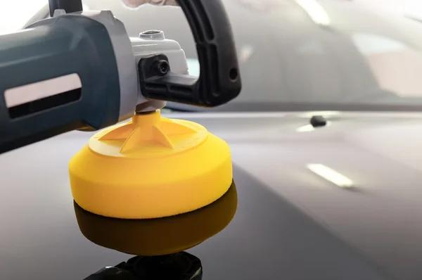 Broken Garage Door in New Braunfels Here Is Your Solution