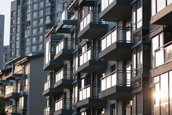 Why Smart Renters Look Beyond Finishes in Luxury Apartments