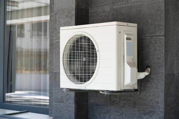Mini Split AC Solutions for Energy Efficient Cooling
